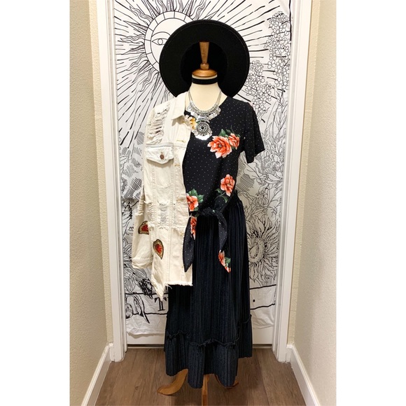 🌈 Amazing flower polka dot top - Picture 9 of 11